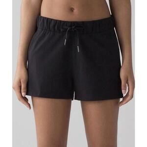 Lululemon Short Womens 10 Black On The Fly Woven Travel Commute Athletic Wear